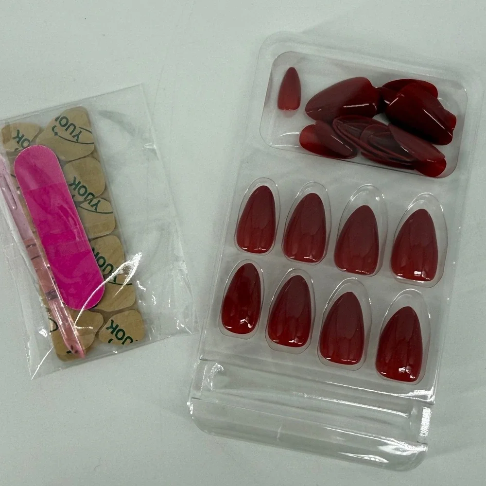 Babe Nail Co that designed theme